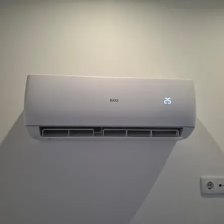 Апартаменты Ananas&surf Local *