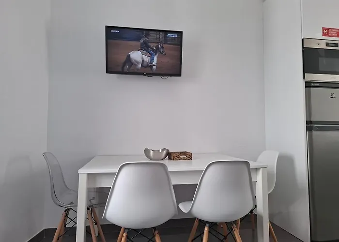 Ananas&surf Local * Nazaré