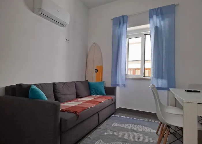 Apartament Ananas&surf Local *